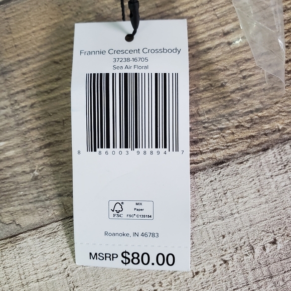 VERA BRADLEY | Frannie Crescent Crossbody in Sea Air Floral NWT - Picture 4 of 5